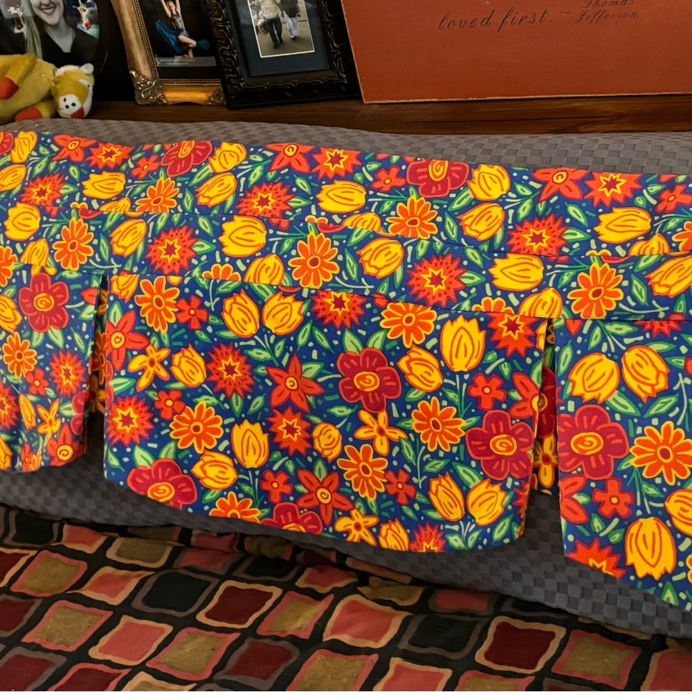 Custom Curtain, 81.5x18.5, beautiful vivid colors. Like new condition.